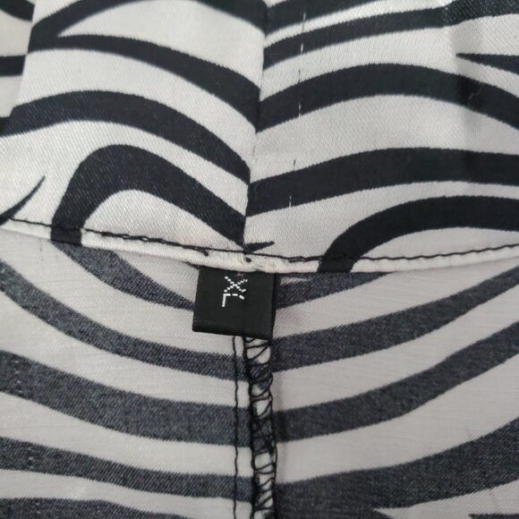 E. Mary Two-Tone Cocktail Dress – Size XL - Picture 3 of 5